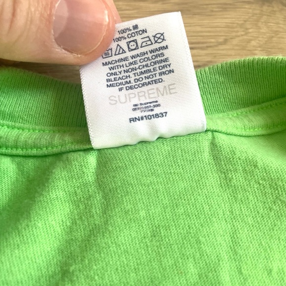 Supreme Alien Tee SS22 - Picture 4 of 6